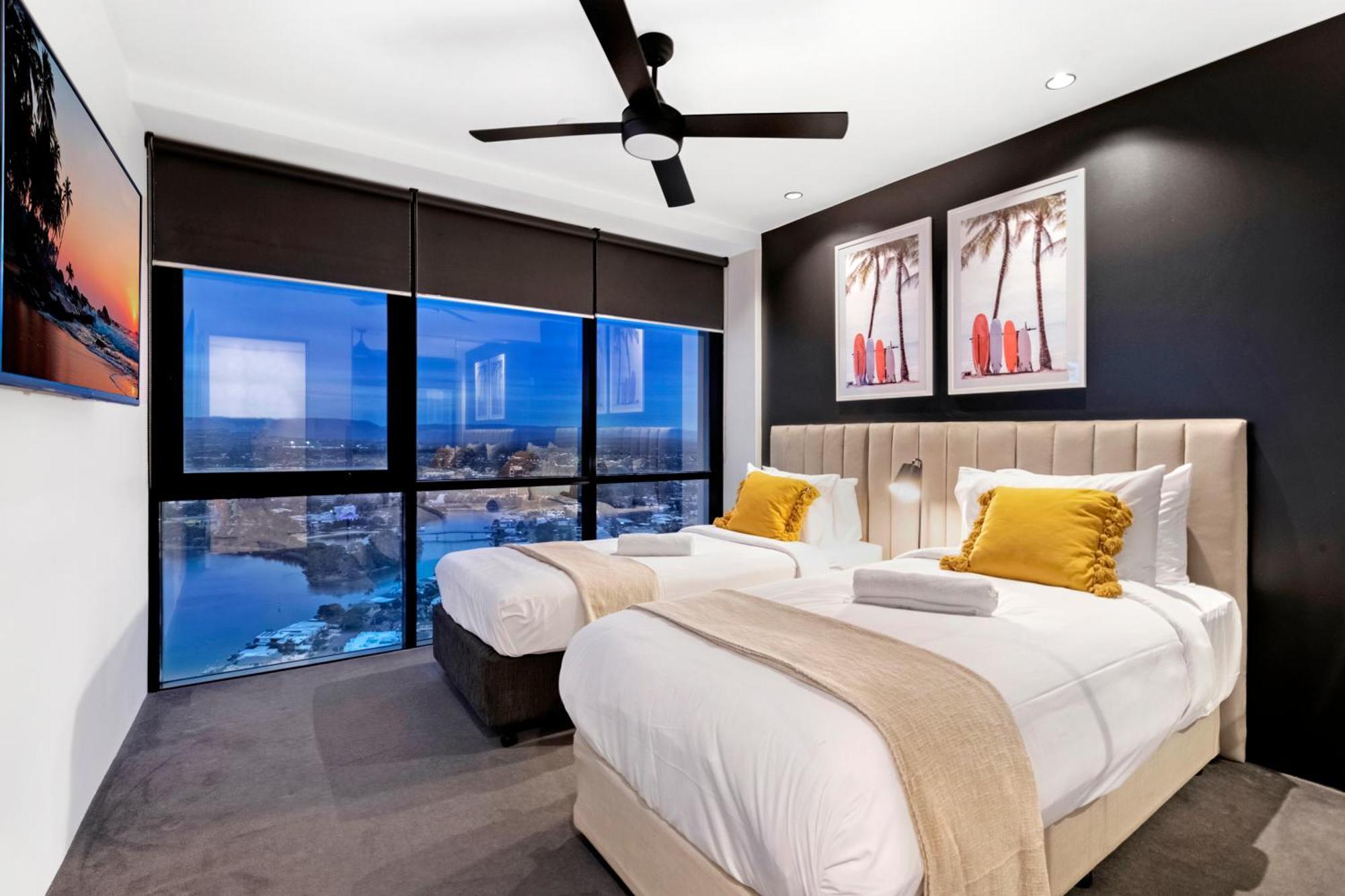Circle On Cavill - Self Contained & Privately Managed Apartments - Wow Stay Gold Coast Kültér fotó