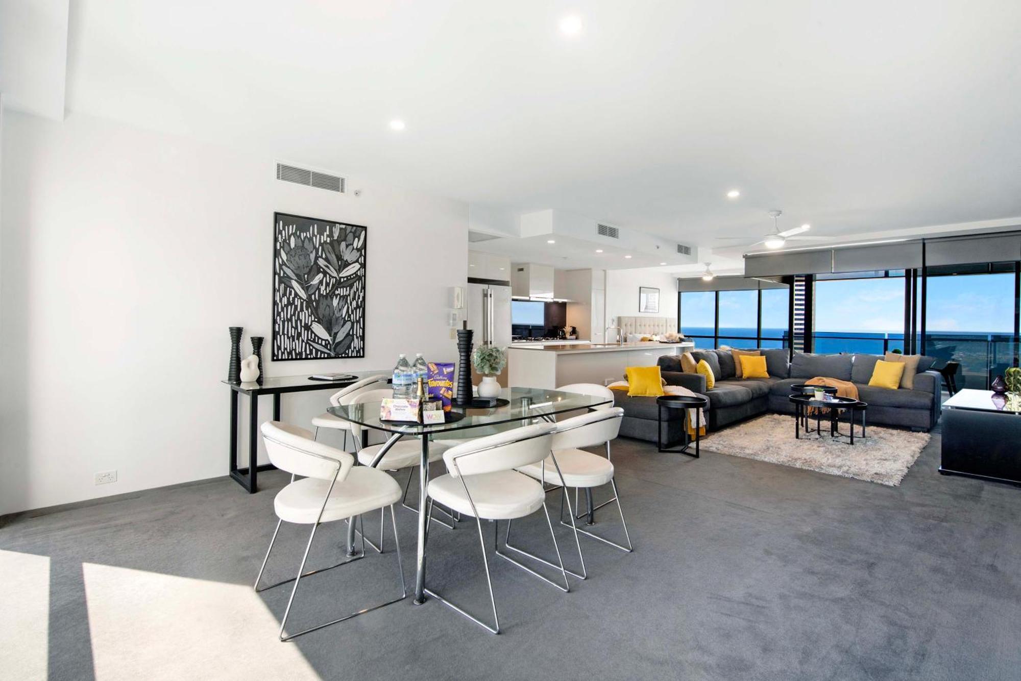 Circle On Cavill - Self Contained & Privately Managed Apartments - Wow Stay Gold Coast Kültér fotó