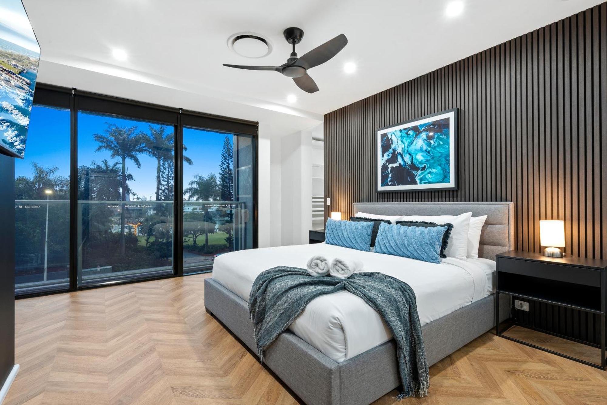 Circle On Cavill - Self Contained & Privately Managed Apartments - Wow Stay Gold Coast Kültér fotó